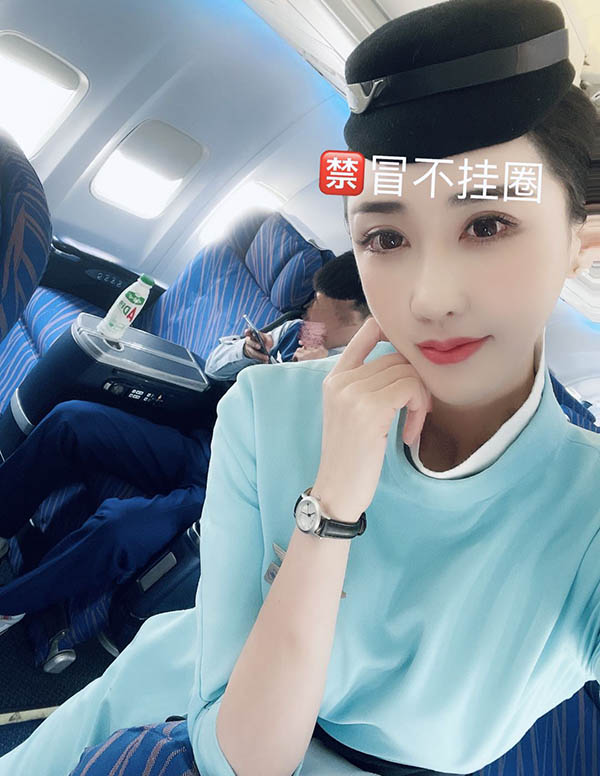 迪拜围经纪人微信