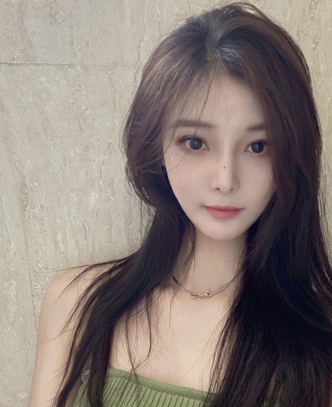 伦敦外围女经纪人